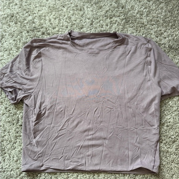 lululemon athletica Mauve Crop Top - Picture 1 of 2